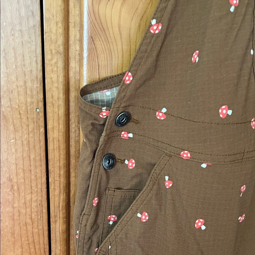 Duluth Brown Overalls with Mushroom Print.3X X 31 women’s - Picture 3 of 10